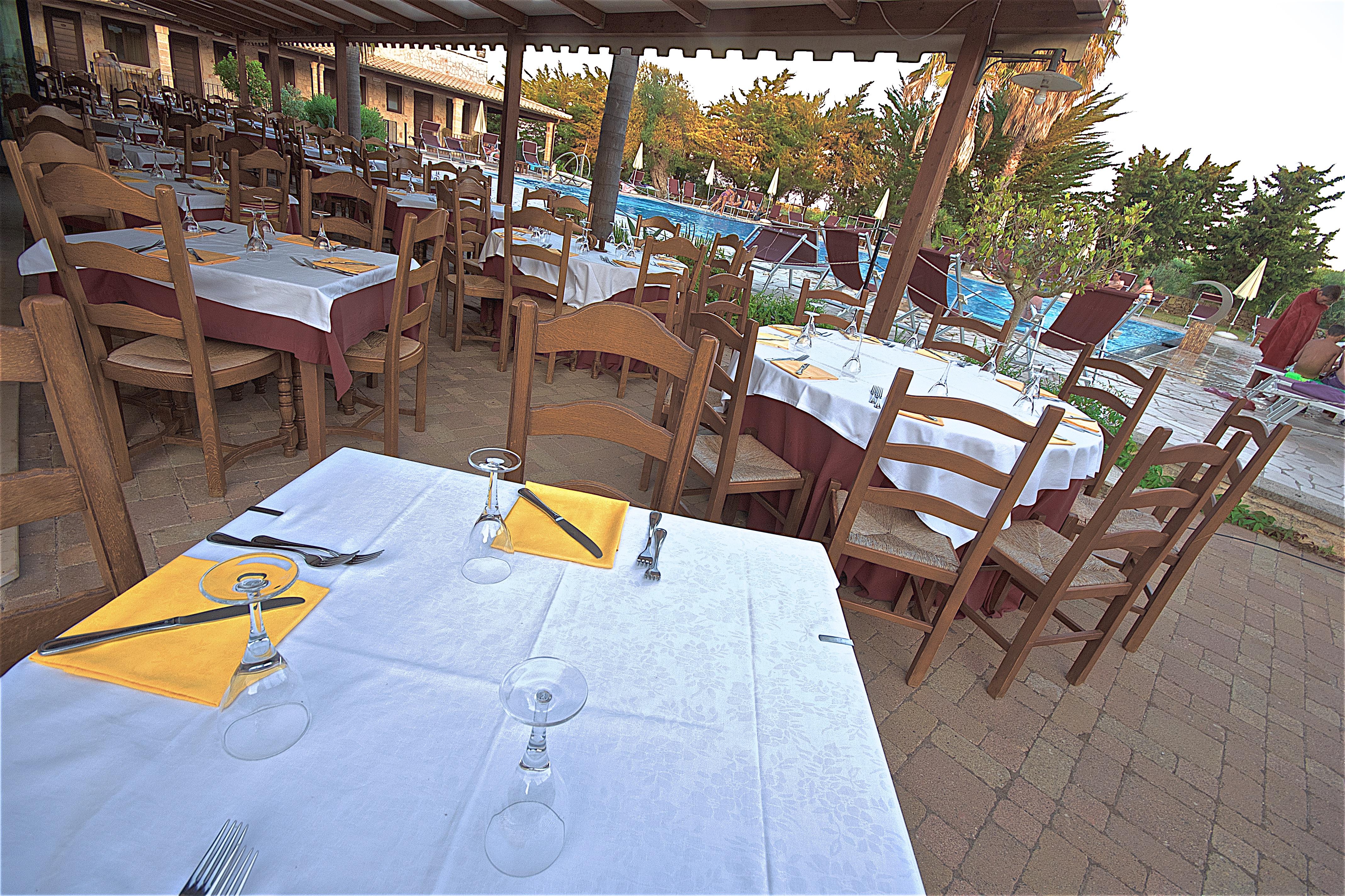 פרזיצ'ה Hotel Masseria Le Pajare מראה חיצוני תמונה