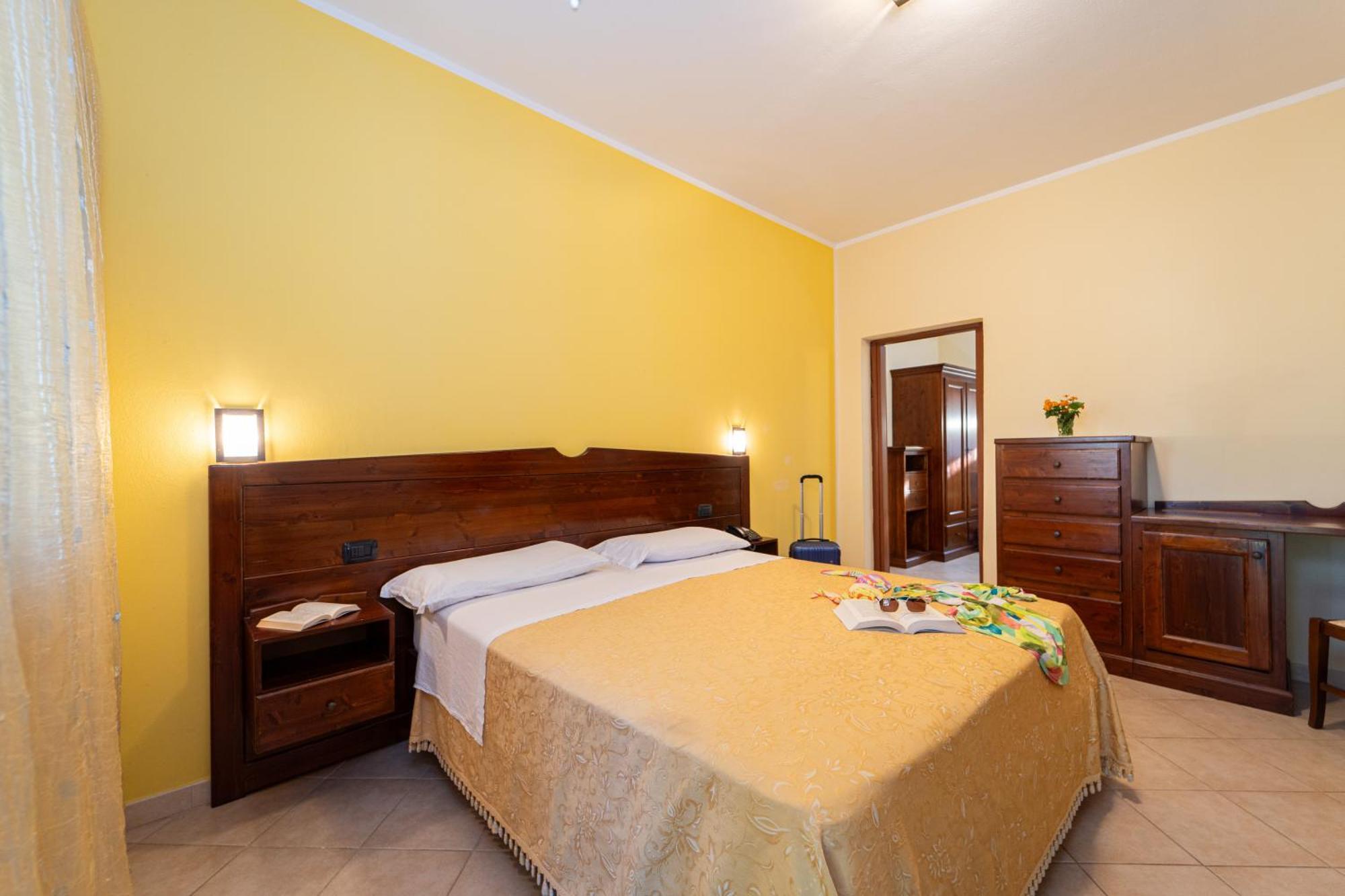 פרזיצ'ה Hotel Masseria Le Pajare חדר תמונה