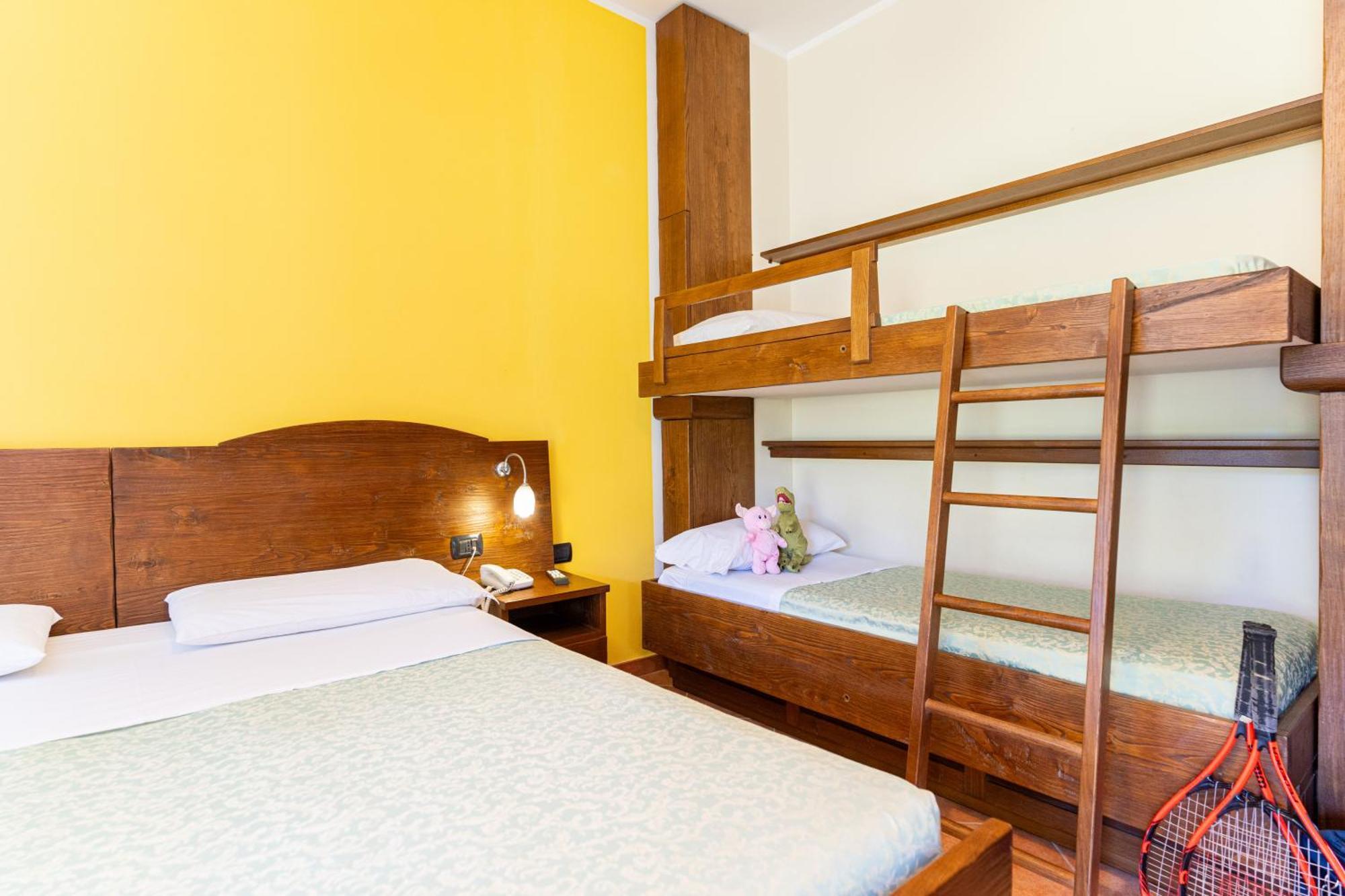 פרזיצ'ה Hotel Masseria Le Pajare חדר תמונה