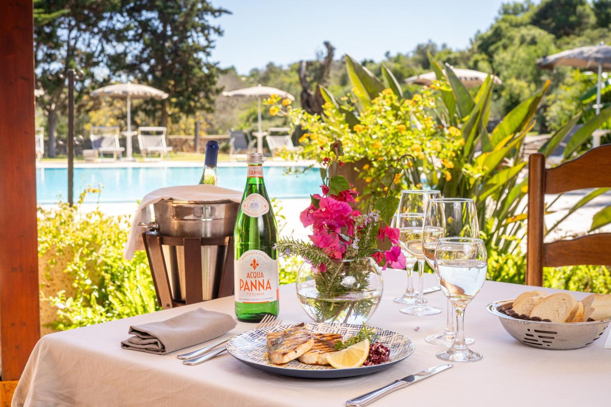 פרזיצ'ה Hotel Masseria Le Pajare מראה חיצוני תמונה