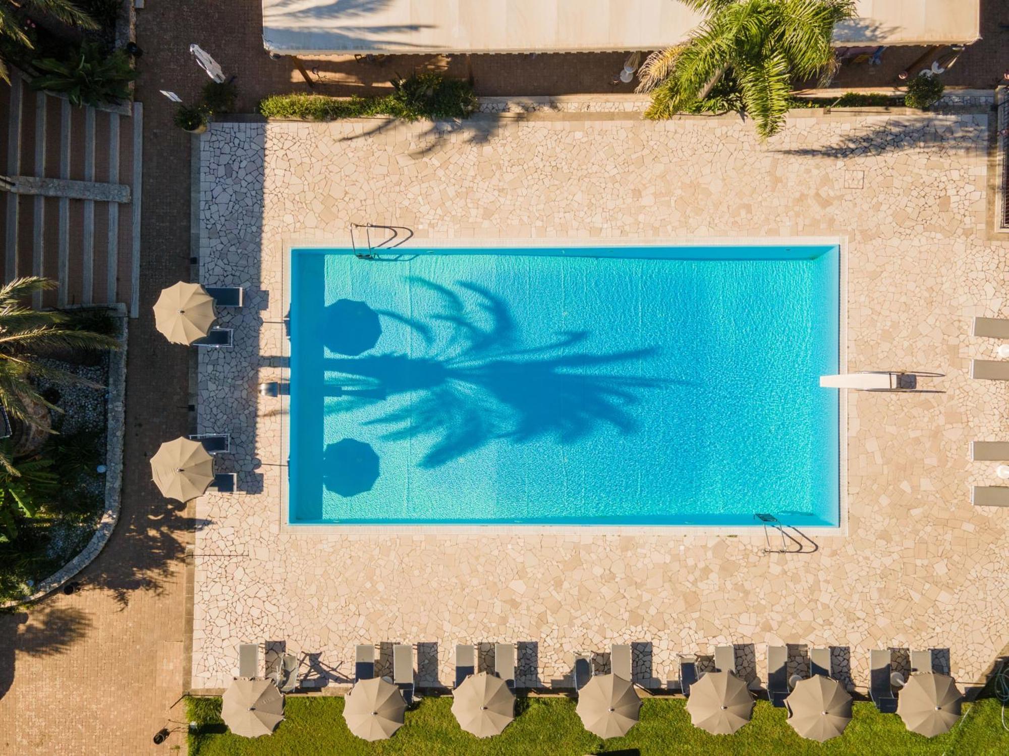 פרזיצ'ה Hotel Masseria Le Pajare מראה חיצוני תמונה