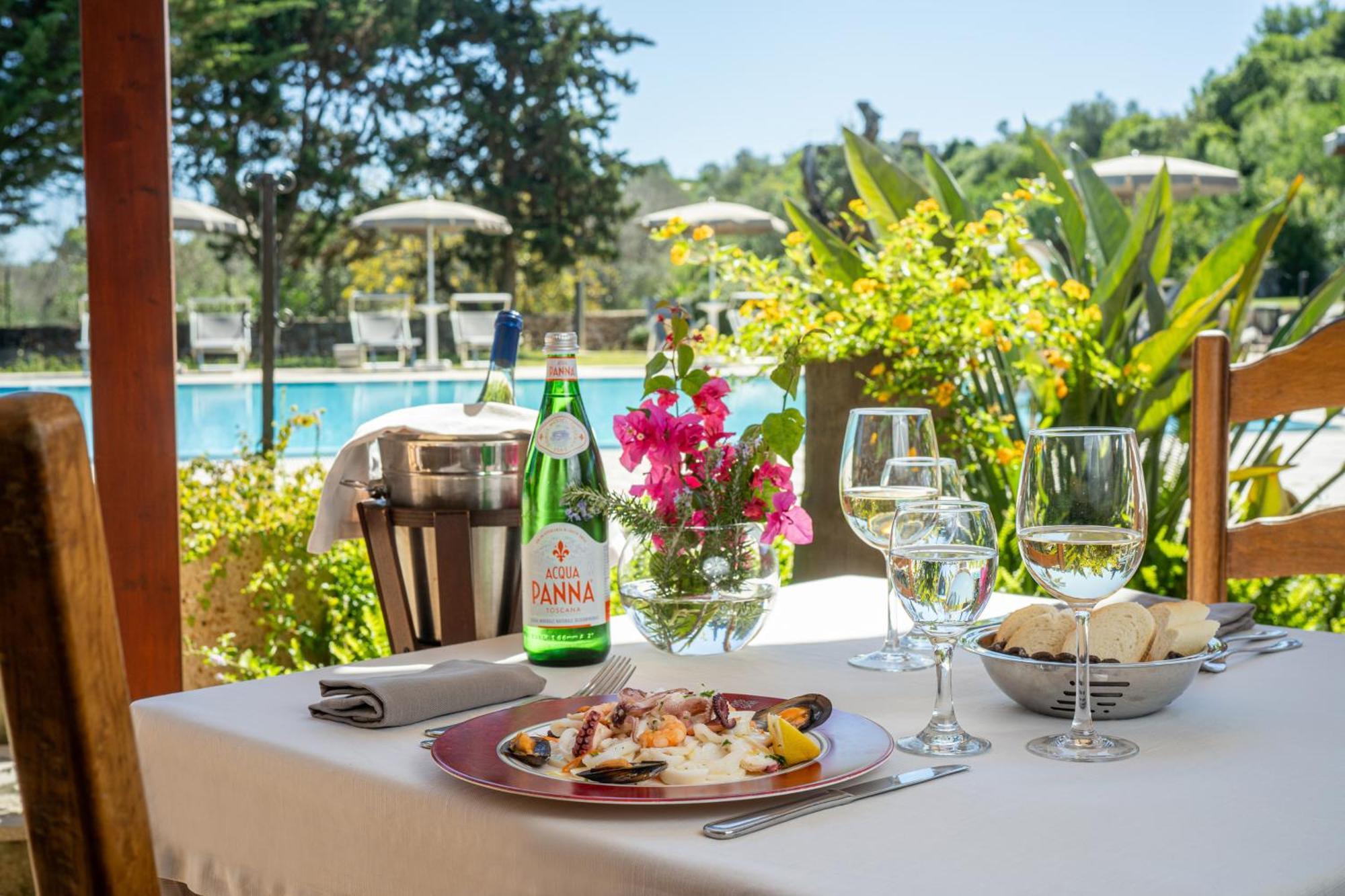 פרזיצ'ה Hotel Masseria Le Pajare מראה חיצוני תמונה